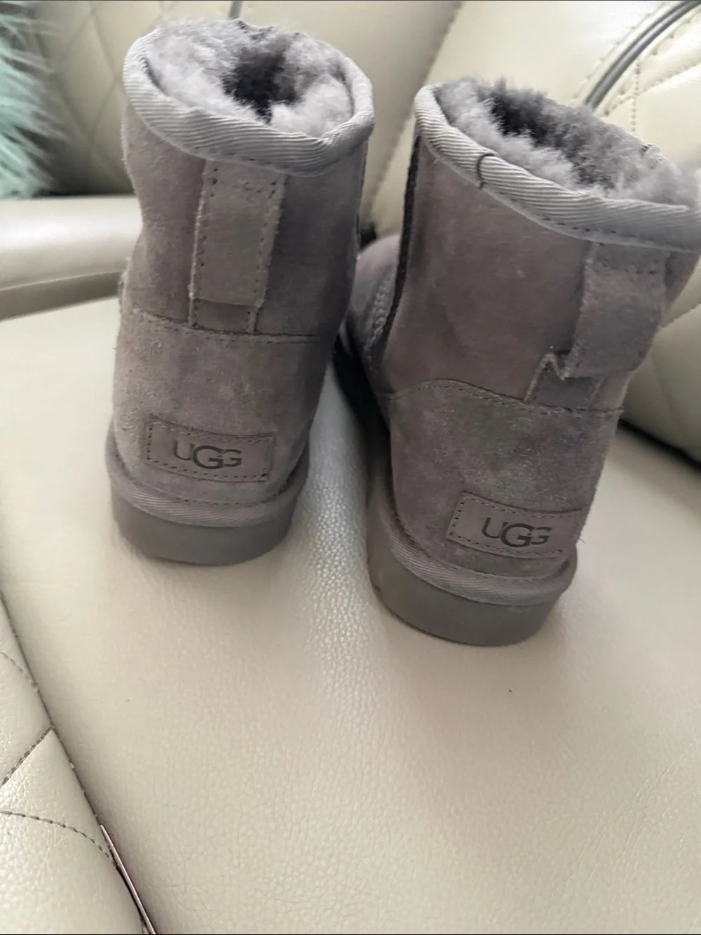 UGG Classic Short Suede Winter Boot - Gray